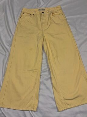Topshop Men's Chinos in Pale Yellow Lot H